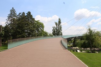 Mobilier urban sustenabil: De ce orașele moderne aleg produsele WPC