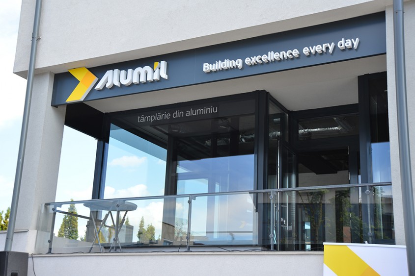 Ferestre și uși de ultimă generație în noul showroom Alumil din Cluj-Napoca