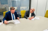 Saint-Gobain România și OMV Petrom semnează un acord pentru achiziția de energie verde