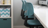 Scaune vopsite pentru birou De multe ori scaunele de birou se prezinta in culori neutre Pentru