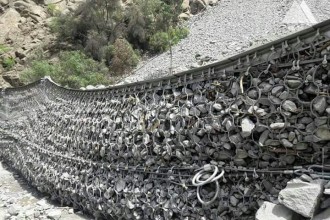 Bariere de torenți pentru protecția infrastructurii rutiere și a zonelor cu risc