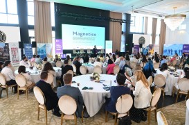Prima ediție a conferinței &bdquo;Magnetico&rdquo; de la Ploiești &bdquo;Avem acest fenomen al crizei &icirc;ncrederii la locul