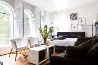 Un apartament în alb şi negru 