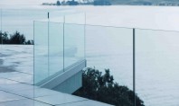 Balustrade din sticlă - același aspect dar complet diferite în spatele scenei Balustradele din sticlă sunt