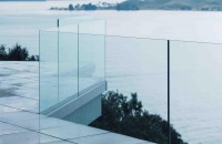  Balustrade din sticlă - același aspect, dar complet diferite în spatele scenei