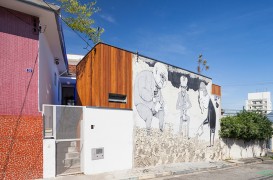 O casa renovata care pastreaza arta stradala