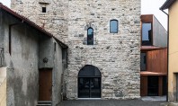 Un turn medieval gazduieste o biblioteca moderna Arhitectul Gianluca Gelmini a tranformat aceasta veche fortificatie din