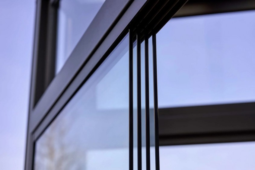 Închidere terasă cu sticlă – Eficiența sistemelor glisante 
