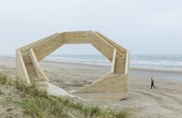 Un punct de observație sculptural pe coasta belgiană