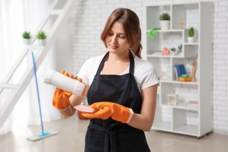 Cum alegi detergenții profesionali de la Sanito pentru clădiri moderne? 10 sfaturi utile