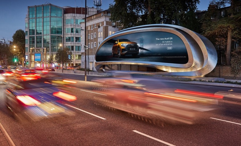 Cum arată un panou publicitar creat de arhitecta Zaha Hadid