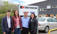 Ingineri de la Centrul de Suport Vanzari Romania viziteaza Dexion Marea Britanie Trei ingineri din echipa