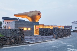Casa V&acirc;nturilor: o volumetrie ciudată, dar cu o frumusețe aparte