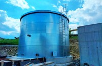 Rezervoare din fibră de sticlă, metal sau beton? Avantaje și criterii de alegere