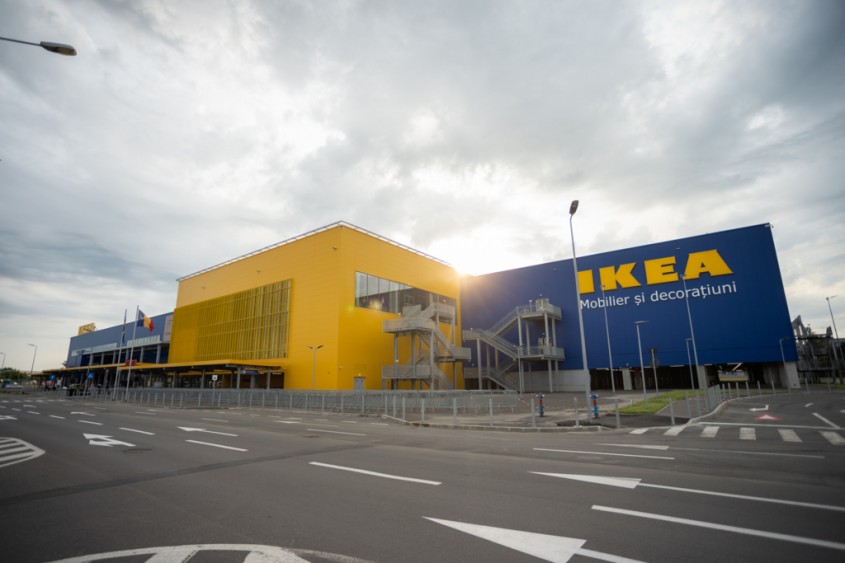 IKEA redeschide magazinele din Bucureşti