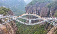 Podul ca un ochi în cer, o nouă construcţie spectaculoasă în China
