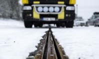 Primul drum electrificat pentru încărcarea mașinilor electrice a fost deschis în Suedia Sub asfalt au fost