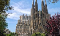 S-a redeschis Catedrala Sagrada Familia Cine sunt primii care o pot vizita Redeschiderea catedralei are loc