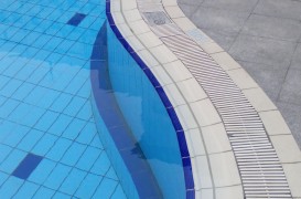Pardoselile pentru piscine și zone wellness