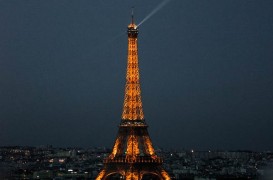Se dă stingerea mai devreme la Turnul Eiffel