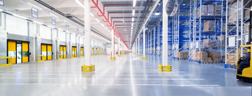 Cum alegi corect o ușă rapidă industrială – ghid practic de selecție