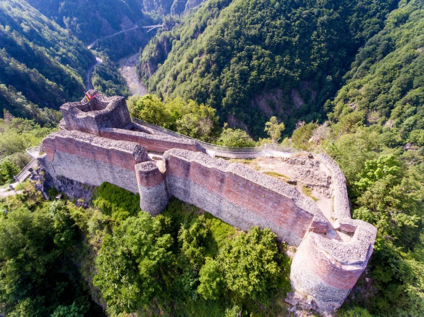 Cetatea lui Vlad Țepeș de la Poenari va fi reabilitată Când va putea fi vizitată din