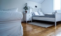 Mobilier pentru dormitor &icirc;n locuințe cu &icirc;ncălzire &icirc;n pardoseală ce verifici ca să nu se deformeze