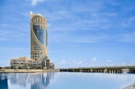 Un hotel cum nu ai mai văzut C&acirc;nd Alice din Țara Minunilor ajunge &icirc;n 1 001