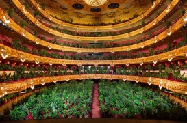 Opera din Barcelona s-a redeschis cu un concert susţinut în faţa a mii de plante decorative
