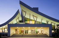 Proiectul cladirii centrului Zanka finalist in cadrul Mies van der Rohe 2013 va fi prezentat la