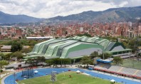Medellin Sports Coliseum se remarca prin volumetria organica a cladirii 