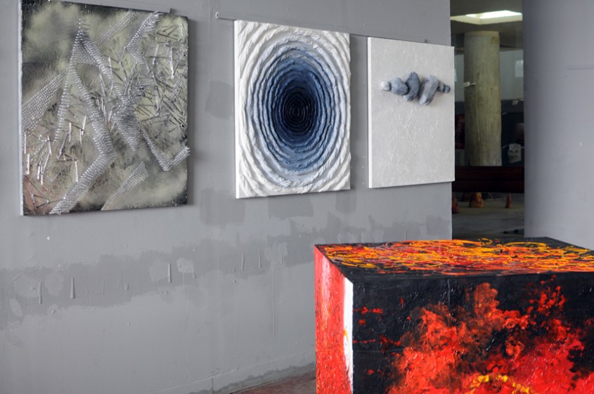 Expozitie Arte si Design textil, la Universitatea de Arhitectura si Urbanism "Ion Mincu", Bucuresti