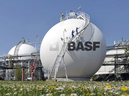 Rezultate pozitive pentru grupul BASF in al treilea trimestru al lui 2011