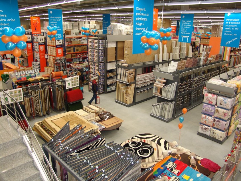 Cladirile Dedeman sunt echipate cu sisteme de securitate Bosch