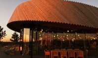Restaurantul Aan Zee isi ia energia de la soare