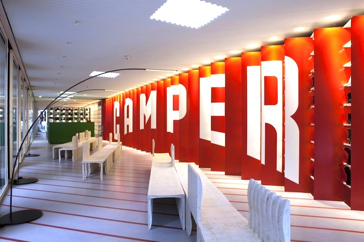 Shigeru Ban si primul proiect comercial, Camper Store din New York