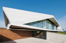 Casa L resedinta in Burgenland proiectata de Architects Collective