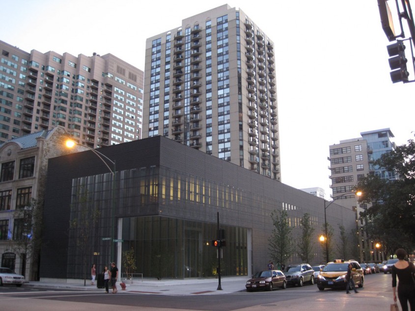 Sediul Fundatiei de Poezie din Chicago, exemplu de spatiu inovator si plin de creativitate