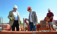 Wienerberger doneaza elemente de zidarie pentru constructia a 140 de case in cadrul proiectelor Habitat for