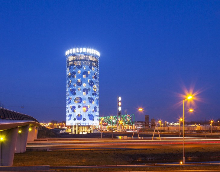 Noul hotel Fletcher din Amsterdam combina arhitectura durabila cu luxul