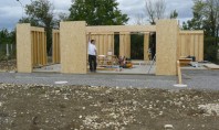 Fazele constructive ale unei case din lemn la cheie