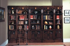 Biblioteca, un obiect de mobilier cu o istorie interesanta