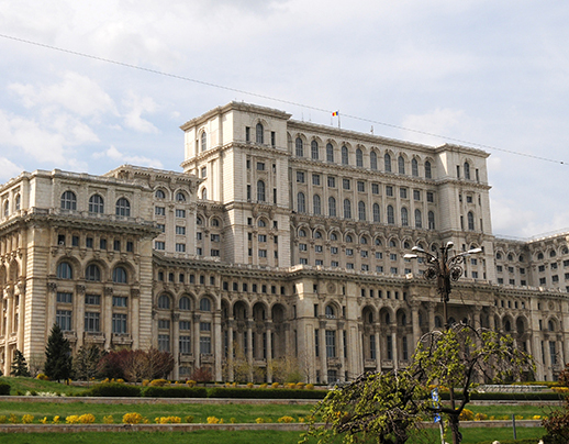Palatul Parlamentului, in cifre