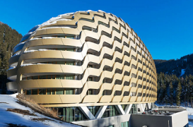 Noul hotel InterContinental din Davos, o structura considerata nerealizabila