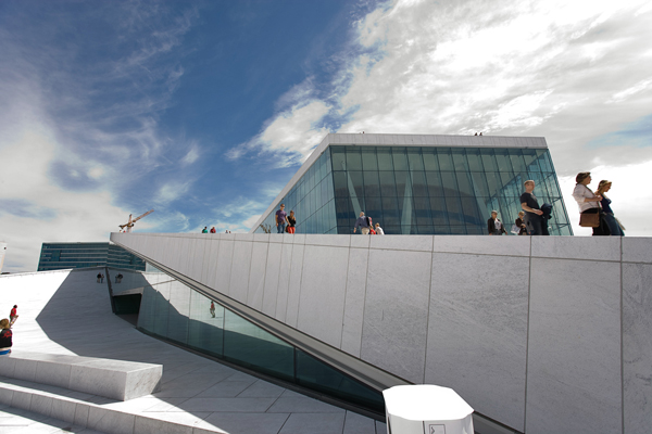 Opera din Oslo distinsa cu premiul european pentru Arhitectura MIES VAN DER ROHE construita pe structuri
