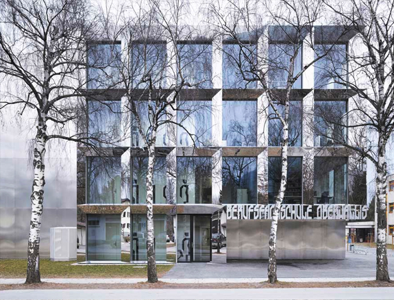 Sediul noului Colegiu pentru Educatie Profesionala din Visp, Elvetia
